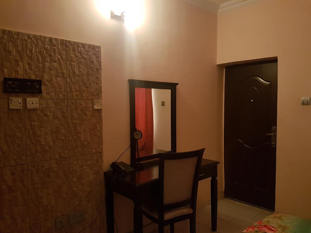 Grand Bank Link Hotel Otta Ngoại thất bức ảnh