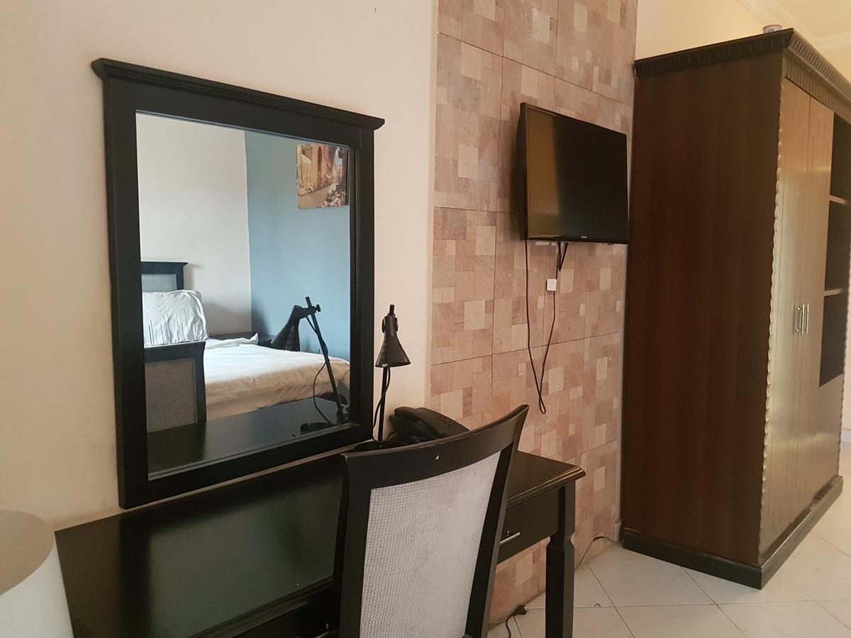 Grand Bank Link Hotel Otta Ngoại thất bức ảnh